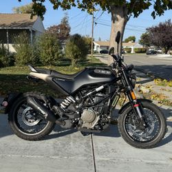 2023 Husqvarna Svartpilen 401