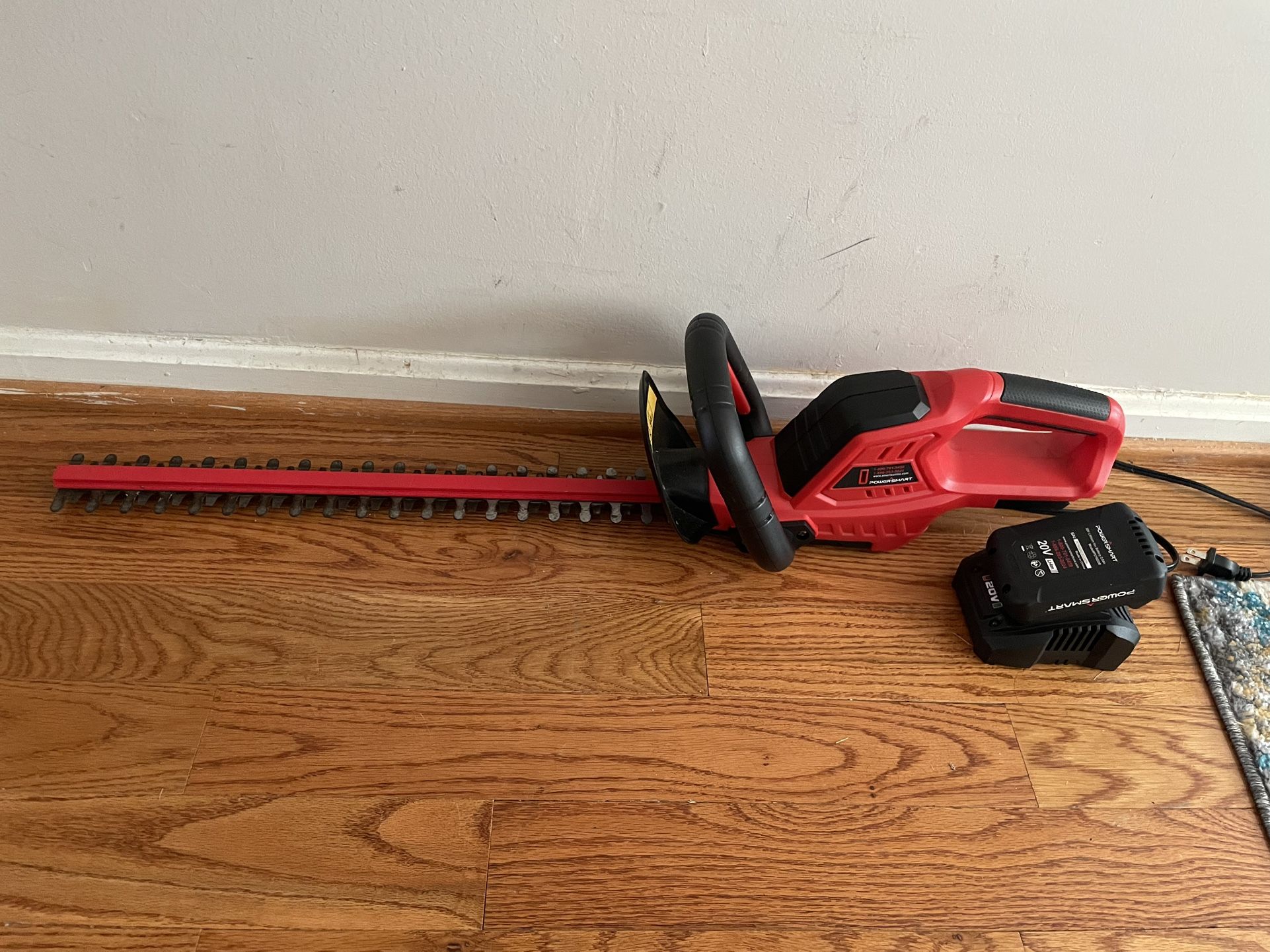 Cordless Hedge Trimmer
