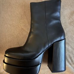 Steve Madden Platform Boots 
