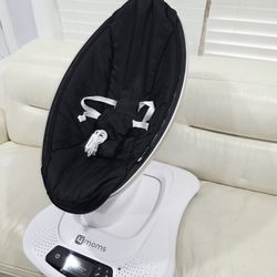 4moms MamaRoo Multi-Motion Infant Baby Swing 