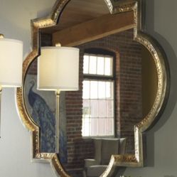 Mirror by uttermost