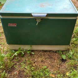 Vintage Coleman cooler