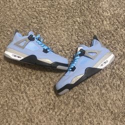 Air Jordan 4 Retro University Blue