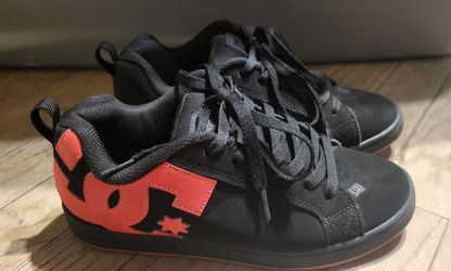 Women's DC Court Graffiti Skate Shoes