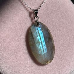 Labradorite Stone