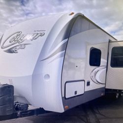 2017 COUGAR 28RBKWE
