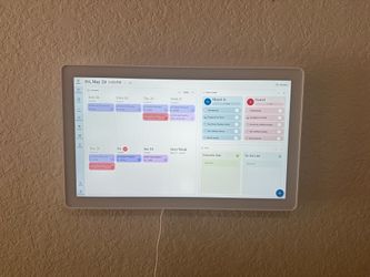 Skylight Calendar Max 27” - Like New, Purchased March 2026