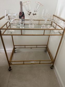 Gold Bar Cart – Glass Shelves