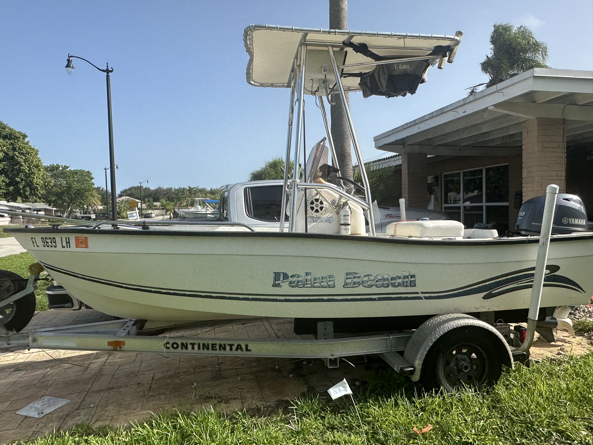2000 16 ft Center Console Palm Beach