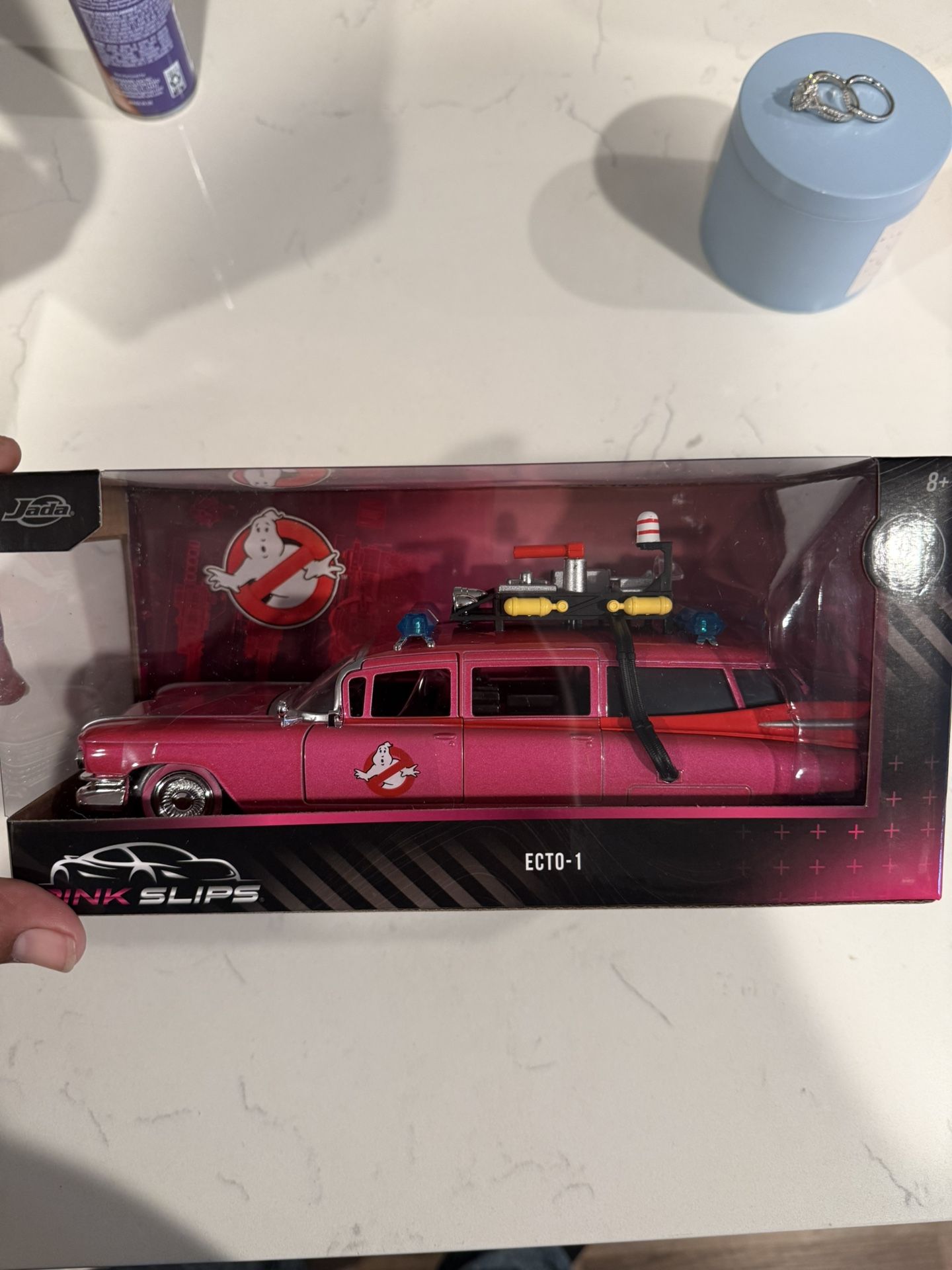 1/24 Scale Ghostbusters Ecto 1 CHASE pink Slips