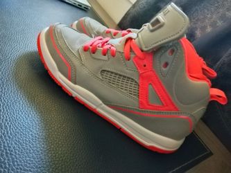 Size3 Jordan Spizike: Wolf Grey and Racer Pink