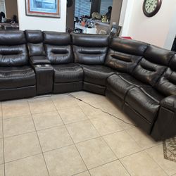 Leather 5 Seat Sectional Sofa with 3 Power Recliners, Cup Holders, Storage 