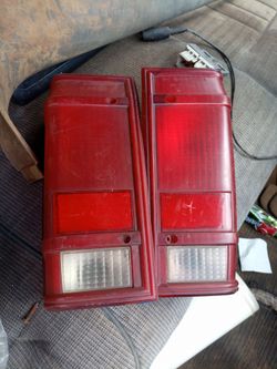 1(contact info removed) Ford ranger tail light lenses