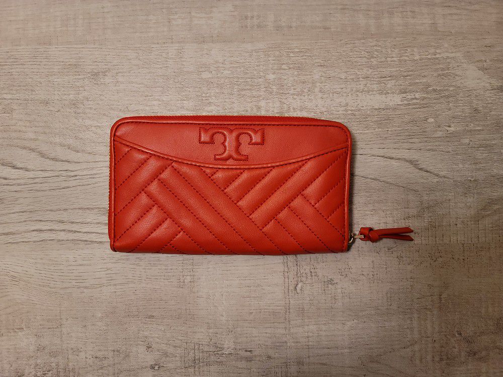 RED TORY BURCH WALLET