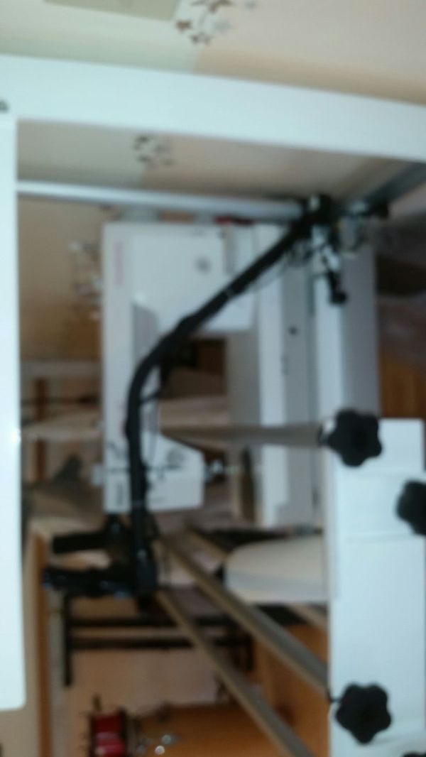 Pfaff Grand quilter hobby 1200 longarm with Inspira quilting frame