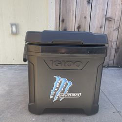 Rare MONSTER ENERGY IGLOO Brand Cooler With Wheels 