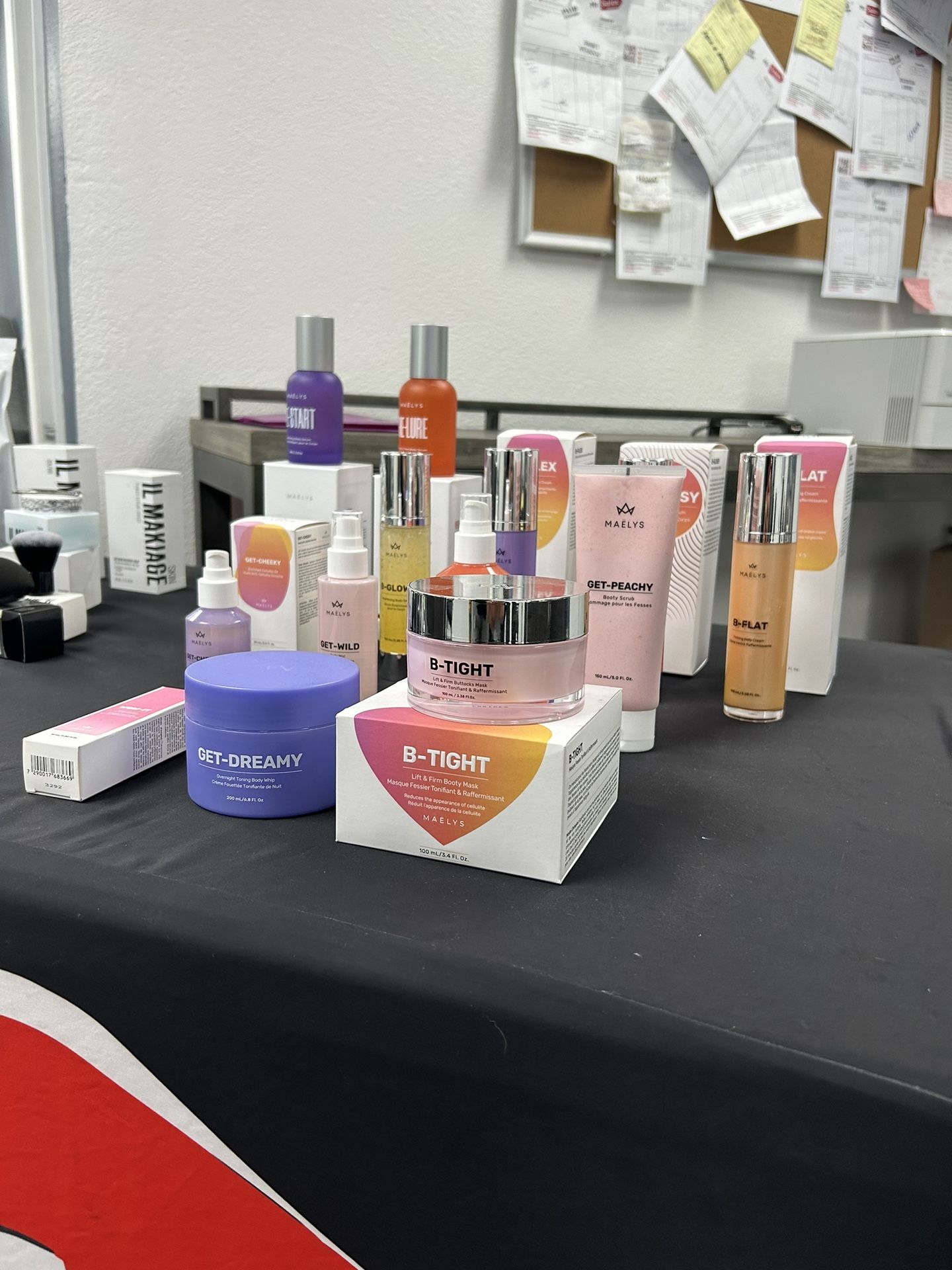 MAĒLYS 50 Products Body Care Set