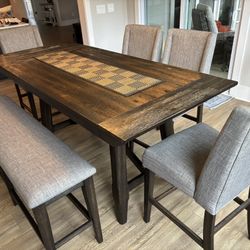 Infinger High Top Dining Room 