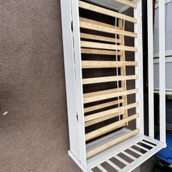 Twin Bed With Twin Trundle 