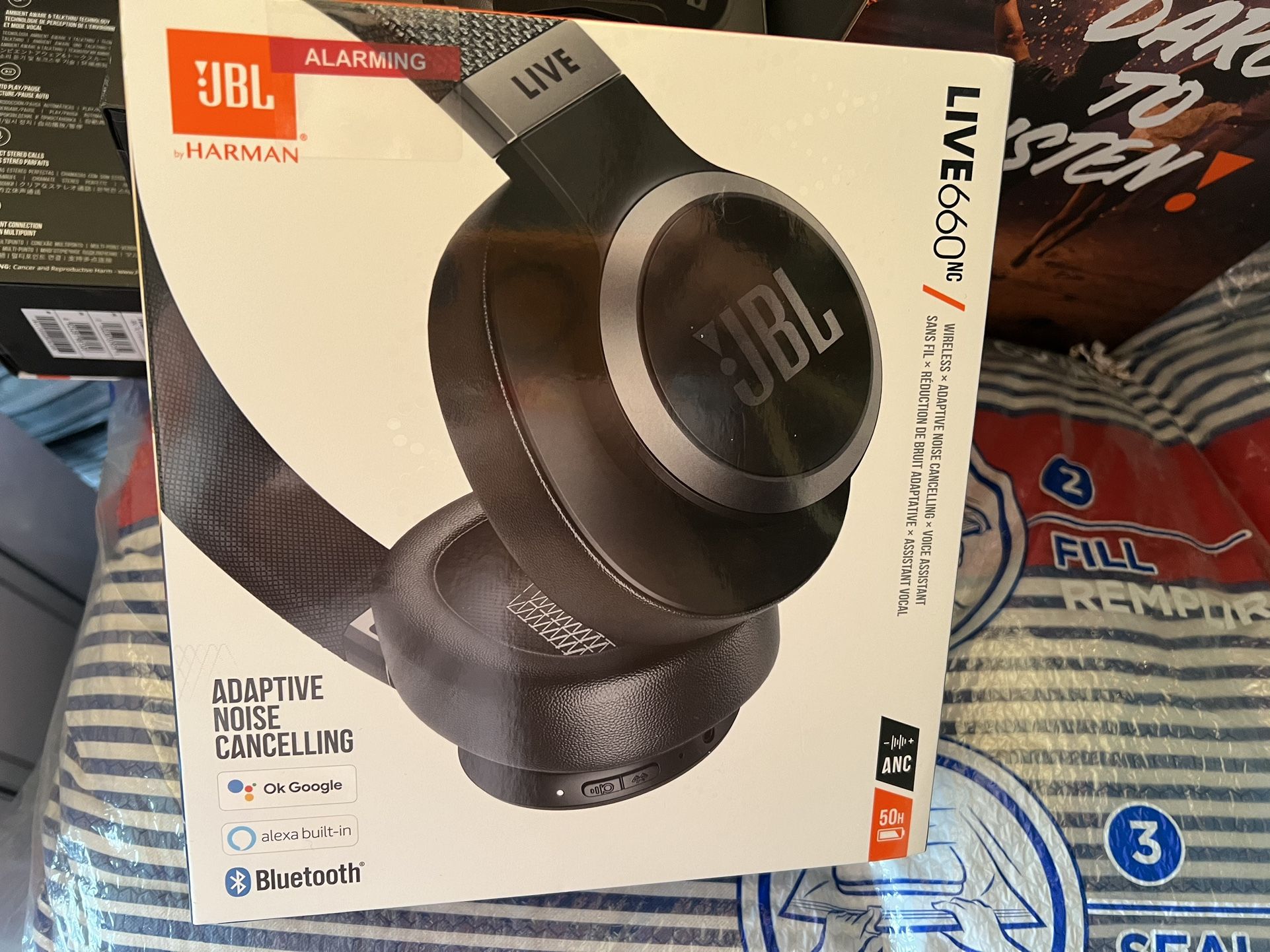 New Jbl Wireless Headphones Live 660nc