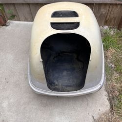 Cat house/liter Box