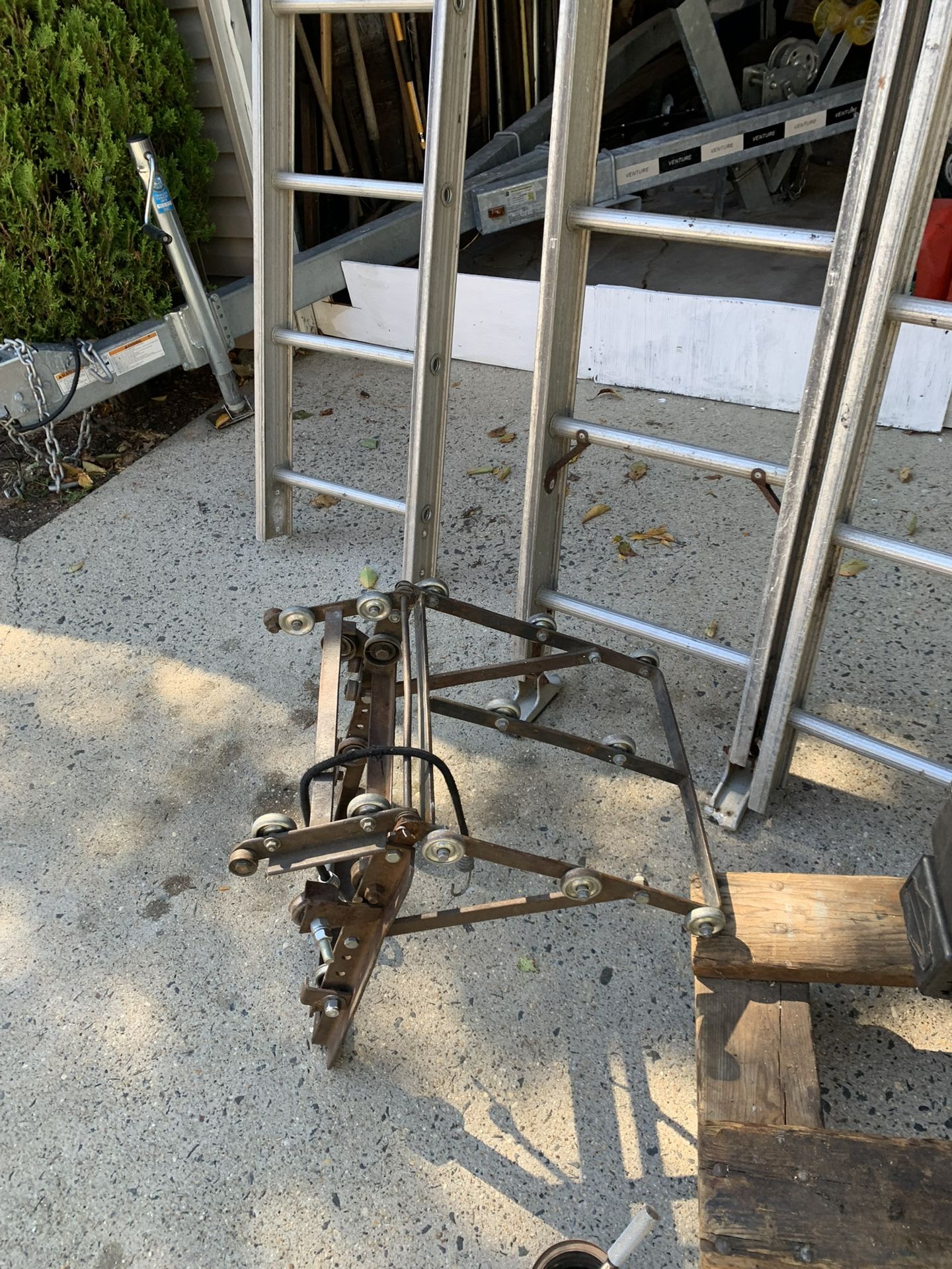 Ladder Hoist, Power Ladder
