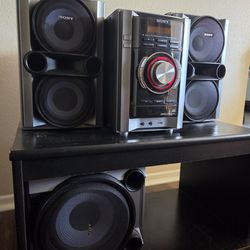Sony Stereo  w/ Subwoofer