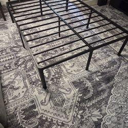 Bed frame (queen size)