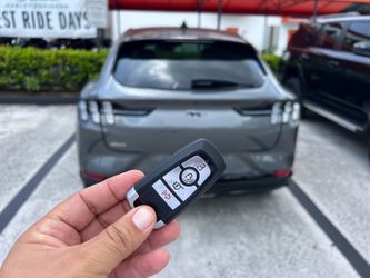 Car Key - Remote Fob - Keyless System  - Electric Fob