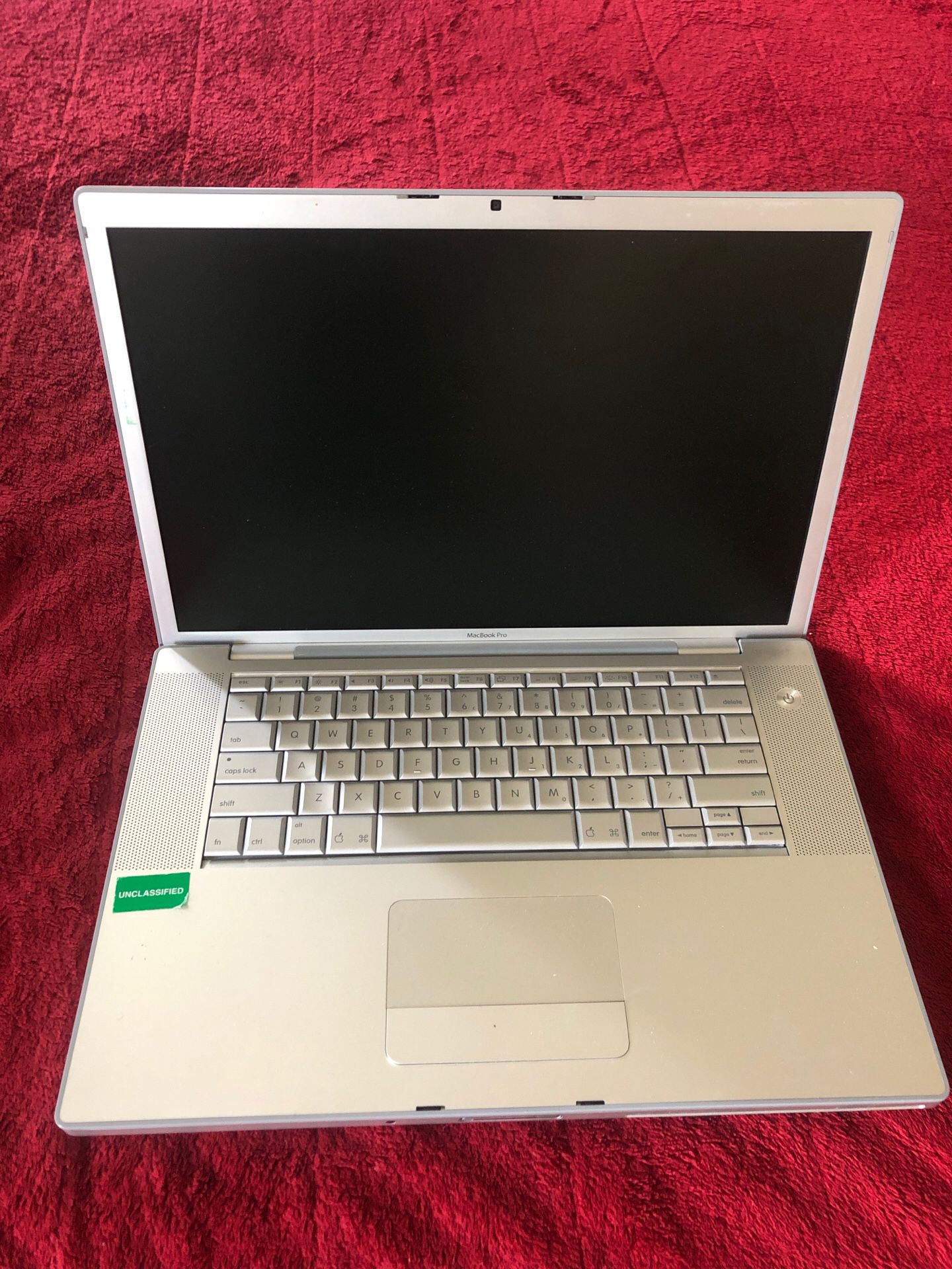 Apple Laptop Model A1211 No 🔌 For Parts