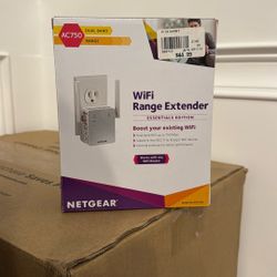 Net Gear WiFi Range Extender AC750