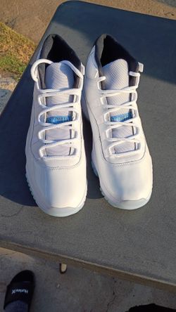 Air Jordan 11 Low Legend Blue Sneakers