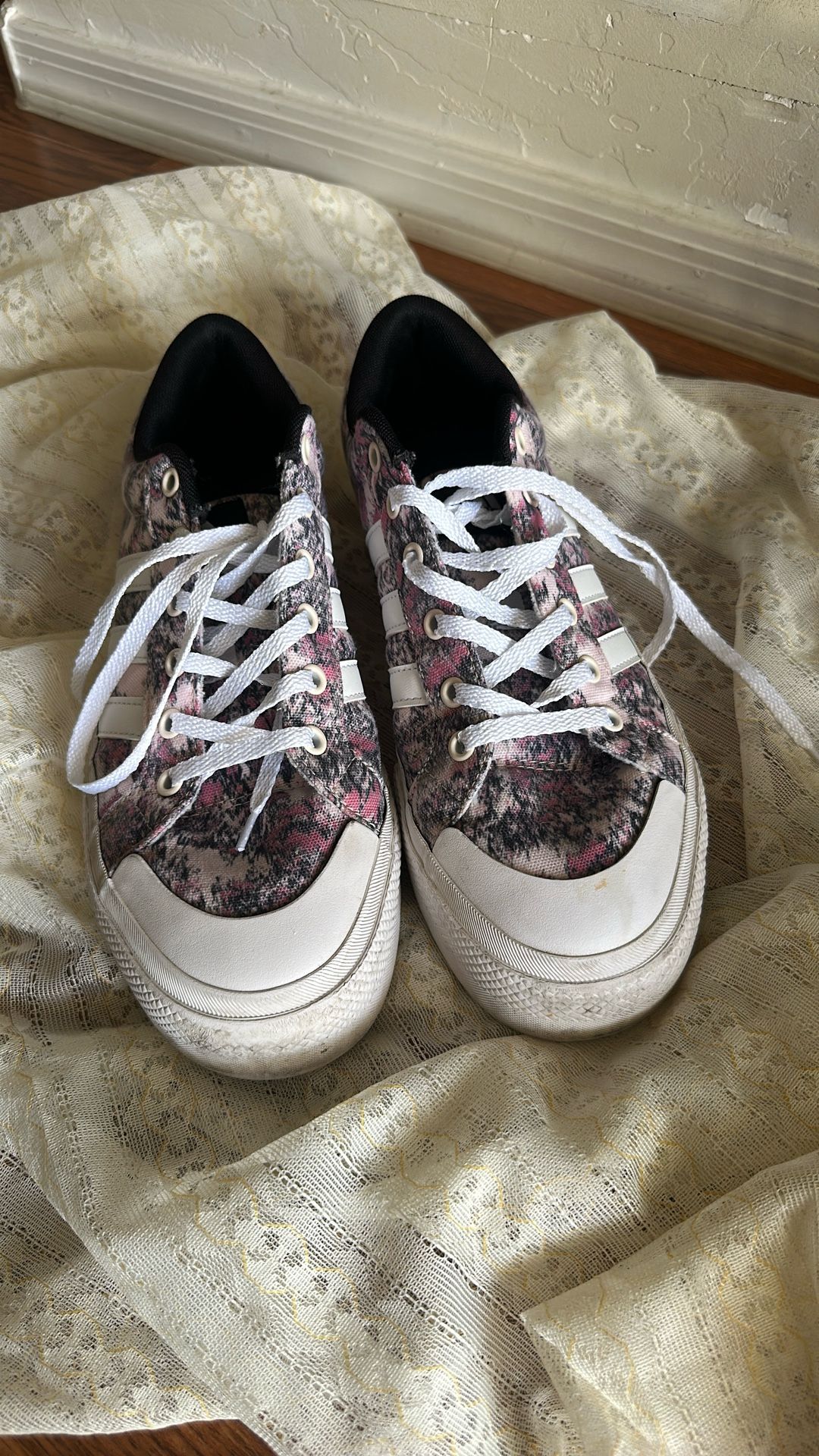 Adidas Bravada 2.0 Platform Women's Casual Shoes Sneakers