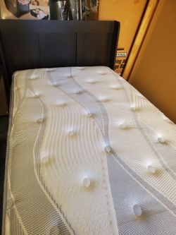 Mattress And Frame 