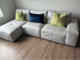 Modern Extendable Sectional Sofa