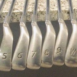 Ping G15 Irons 4 - SW Black Dot with Recoil Shafts