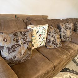 Brown 5seater couch