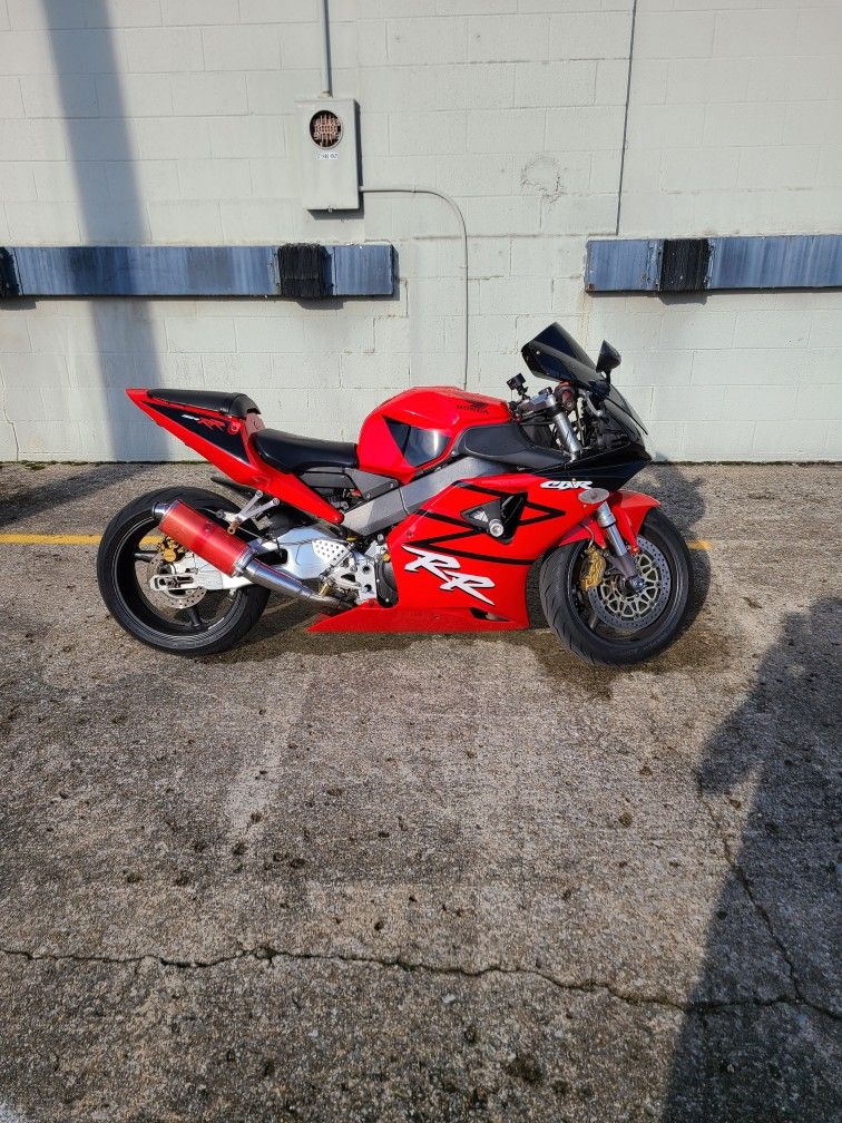 Photo 2002 Honda Cbr954rr