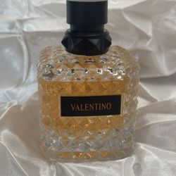 Valentino Perfume