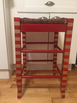 Bar stool
