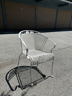 Mid Centry Modern Salterini Wrought Iron Curveback Patio Chair