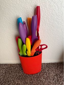Knife set, Toaster, Spatula set, Salad bowl