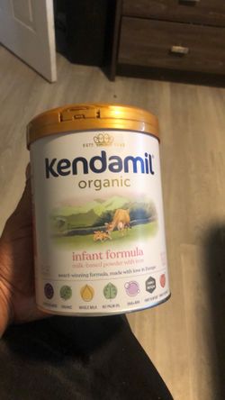 Organic baby formula