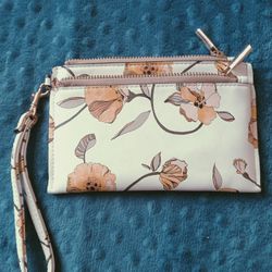 Women's Wristlet Pouch