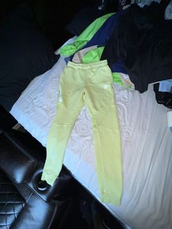 Nike Tech Sweats 