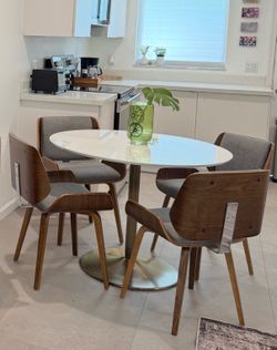 Dining set