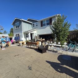 Cul-de-sac Driveway Garage Sale Saturday 11/1 & Sunday 11/2 from 9am-4pm. Address is 114 B St, Hayward 94541