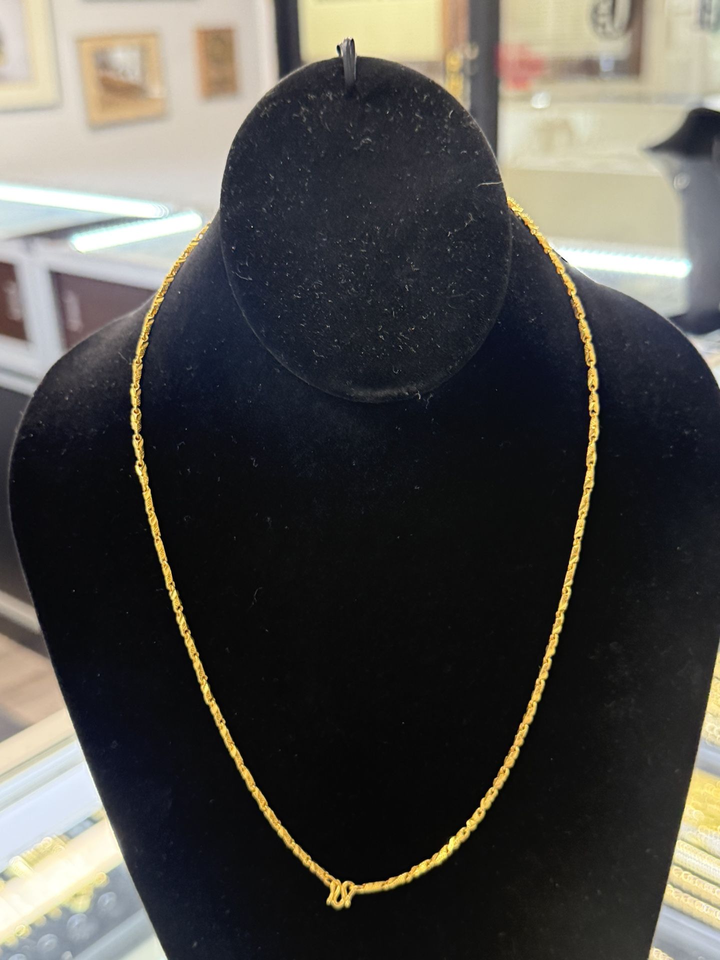 24k bhat chain 19.4 g 22 inches 2.5mm