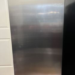 Arctic King Mini Freezer 