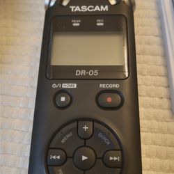 TASCAM DR-05 Linear PCM Recorder